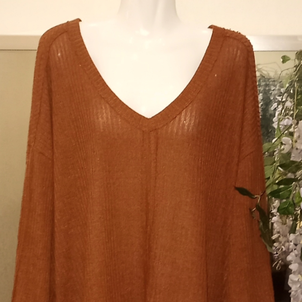 Very J Rust High Low Knit Top